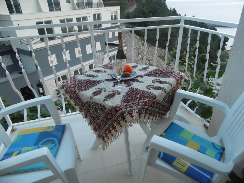 Apartments Slavica Jovanovic Sveti Stefan Rum bild