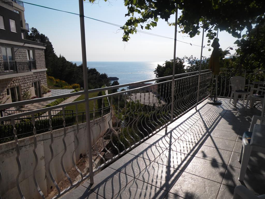 Apartments Slavica Jovanovic Sveti Stefan Exteriör bild
