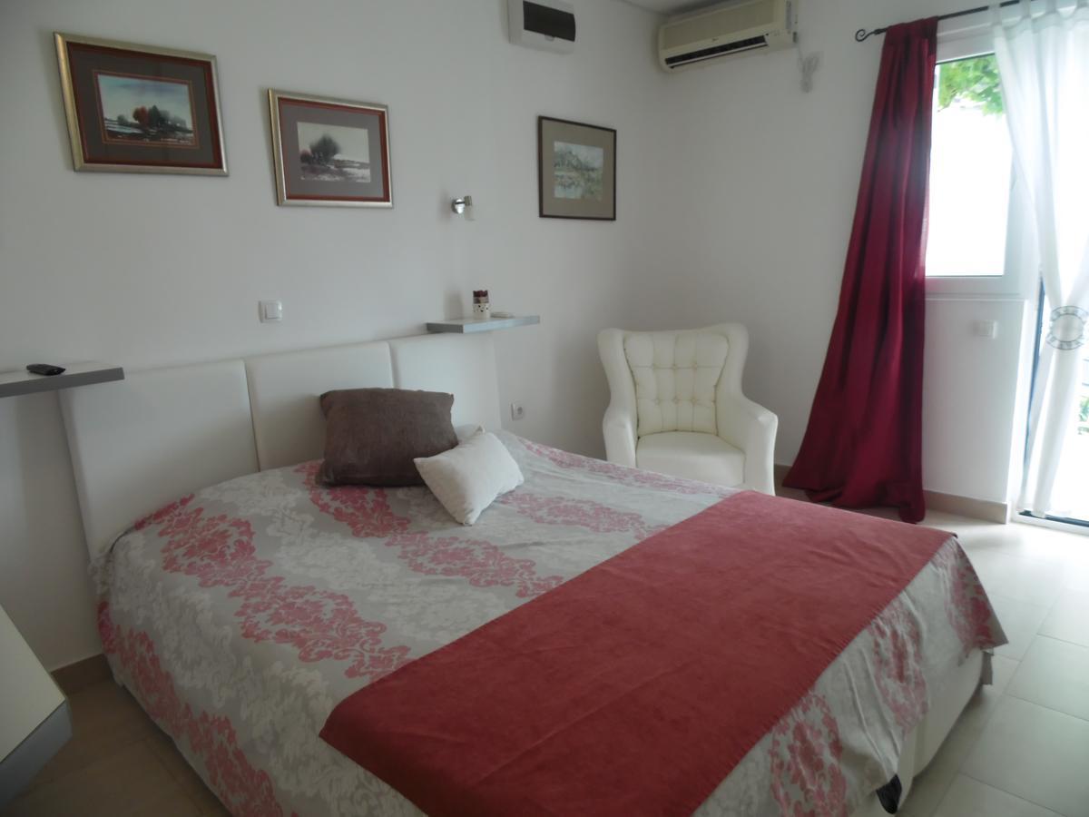 Apartments Slavica Jovanovic Sveti Stefan Exteriör bild