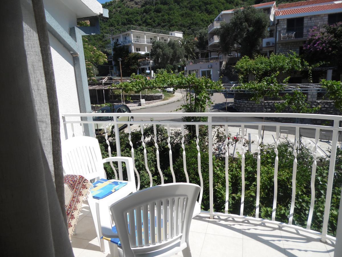 Apartments Slavica Jovanovic Sveti Stefan Exteriör bild